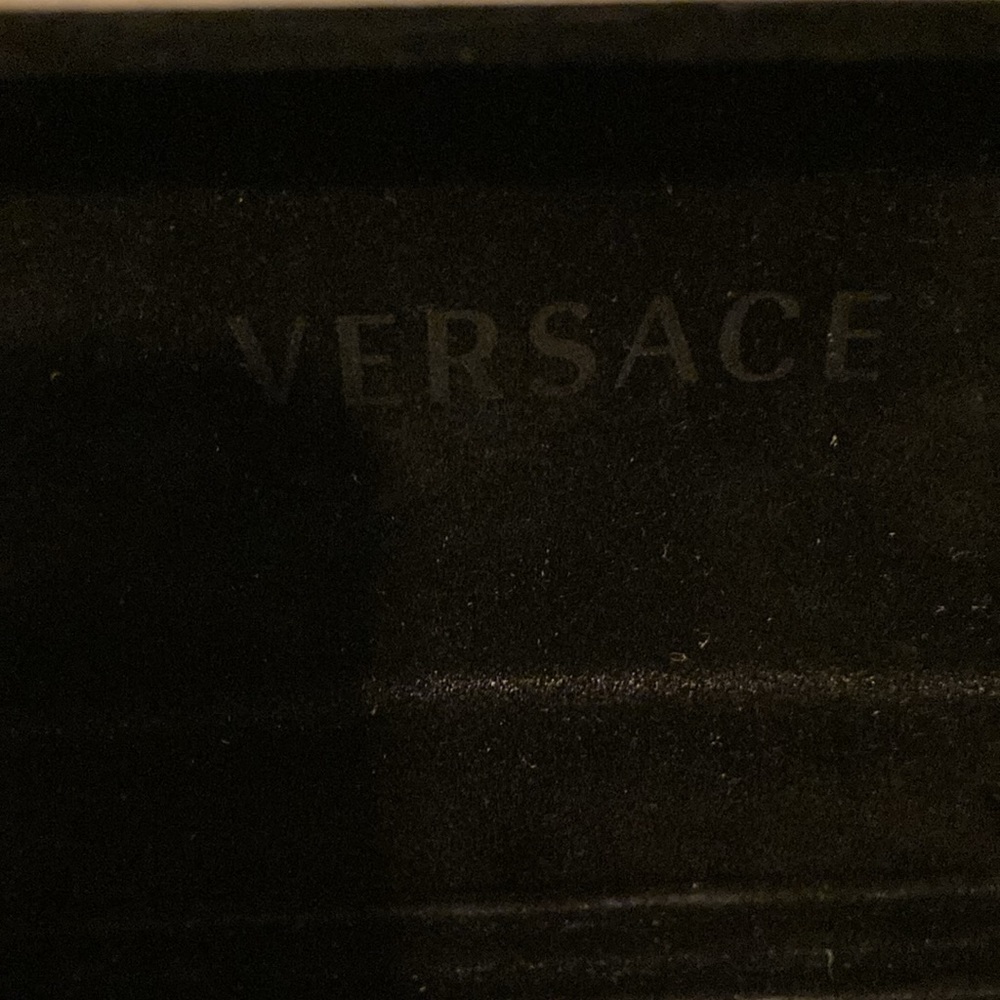 VERSACE HARD GLASSES CASE - Picture 5 of 6